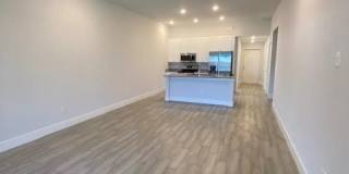 121 SE 13th Street Gallery 1