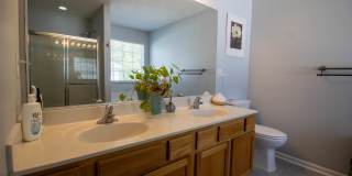 1225 Marbank Street Gallery 14