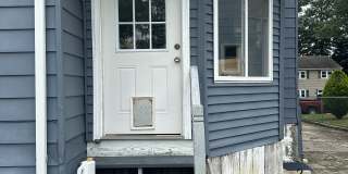206 Bathgate Ave Gallery 1