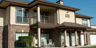 Estate Villas at Krum Gallery 23