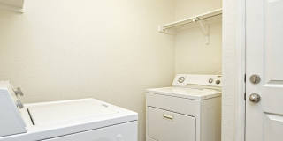Beautiful 4 Bedroom / 2 Bath Home in Eagle’s Landing Subdivision Gallery 16
