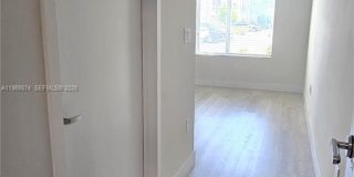 2535 NE 193rd St Gallery 25