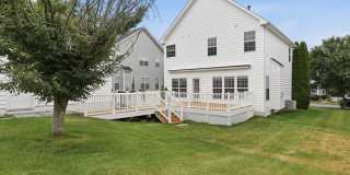 341 BULLSKIN Street Gallery 36