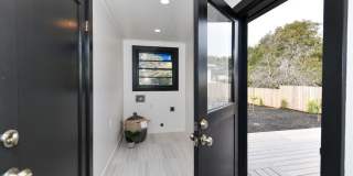 1509 Banks Avenue Gallery 32