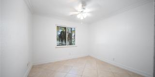 16770 Lakeview Court Gallery 19