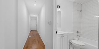 Newly Built 4BR/3BA Two-Level Townhome with Parking - Minutes to Navy Yard & Capitol Hill Gallery 8