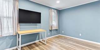 217 Endwell Street Gallery 10