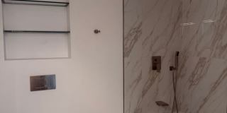 Fully Remodeled 3 Bedroom/ 2 Bathroom Duplex w/ Modern Finishes & Private Yard! Gallery 18
