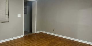 1744 DEBUTANTE Drive Gallery 11