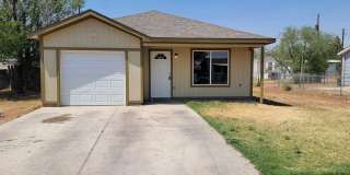 FENCED BACKYARD! sec 8 approved Gallery 1