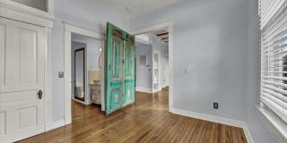 729 Princess Street Gallery 13