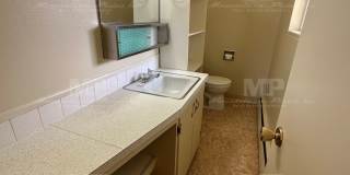 1603 W. Elizabeth Street Gallery 12