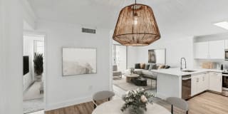 Gables Grand Plaza Apartments Gallery 49