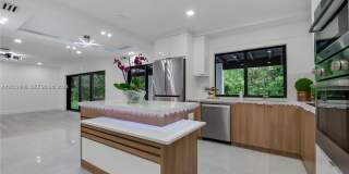 17203 SW 78th Place 17203, Palmetto Bay, FL 33157 17203 SW 78th Place 17203, Palmetto Bay, FL 33157 Gallery 4