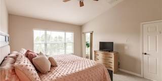20101 Seagrove St Gallery 25