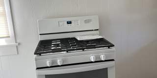 431 E Woodard St Gallery 7