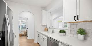 Weston Lakeside Apartments Gallery 1