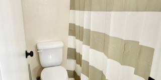 Beautifully Remodeled Upstairs Condo Unit with Private Balcony Patio in Downtown Fallbrook! Gallery 23