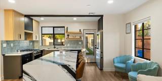 1629 N 16th Avenue Gallery 23