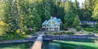 Custom Built Bainbridge Island Waterfront Home with Dock Gallery 46