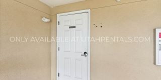 866 E 700 N Gallery 23