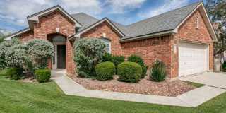 Single Story in Stone Oak! Gallery 1