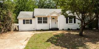 FREE MONTH RENT! Freshly Updated 3 Bedroom House Gallery 14