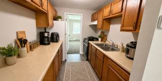 Brittain Road multi-family apartment with 1 bedroom and 1 bathroom! Gallery 4