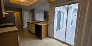 PEMBROKE CROSSING CONDOS Gallery 13