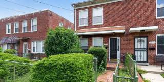 Beautiful 3BR Single-Family Home with Spacious Yard Near Fort Totten Beautiful 3BR Single-Family Home with Spacious Yard Near Fort Totten Gallery 1
