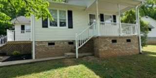 Totally Renovated Bungalow Located in Quiet Neighborhood Yet Close to Everything! Gallery 1