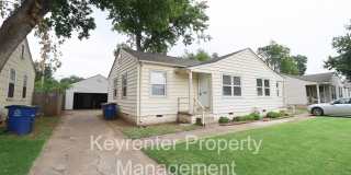 Beautiful Brookside duplex unit - NO PETS Gallery 4