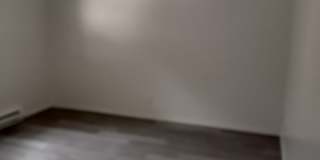 1412 W 11th Ave Gallery 1