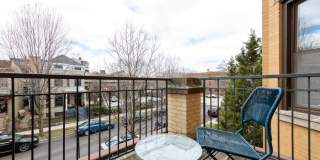 3647 North Wilton - 2 Gallery 12