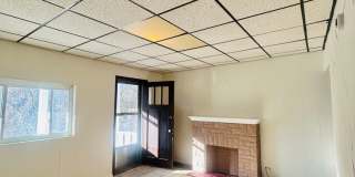 2 Bedroom Home with bonus room ! Gallery 6