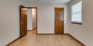 1204 N Crawford Avenue Gallery 13