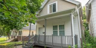 1125 Margaret Street Gallery 1