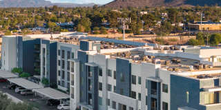 View 32 Apartments Gallery 75