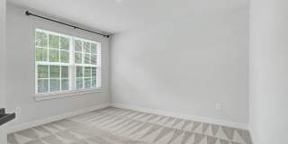 Stunning 2023-4 Bedroom plus guest room Home in Bulls Run! Gallery 12