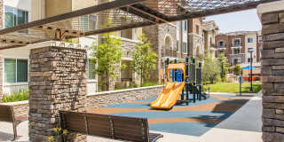 Valentia by Windsor Gallery 32