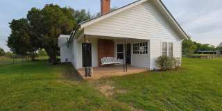 Cute 3/2 Home in Lometa, TX Gallery 1