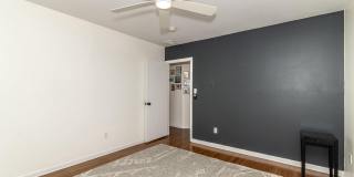 1800 LARK Lane Gallery 37