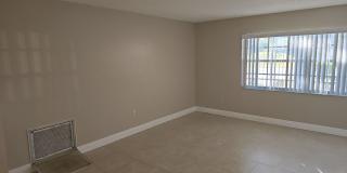 Beautuful 2 bedroom, 2 bath, 2 car garage rental home in Weeki Wachee! Gallery 8
