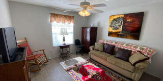 ANNUAL Lease – Turnkey 2+2 Patio Villa in the Desirable Village of Bonnybrook Gallery 17