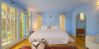 Glorious Gated Private 3 bed/ 3 bath Furnished Spanish Villa with Pool and Hot Tub in the Heart of Los Feliz! Gallery 26