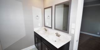 3 Bedroom Pet Friendly Home For Rent in Chalet Hills! Gallery 25