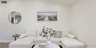 15803 Chatsworth Street Gallery 11
