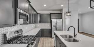 Effortless Elegance: Discover Your Ideal 2 Bedroom, 2 Bath Sanctuary Gallery 12