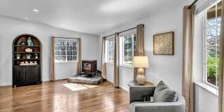 TAHOE-STYLE COUNTRY RETREAT | FULLY FURNISHED SINGLE-LEVEL HOME ON ACREAGE WITH 3-CAR GARAGE Gallery 21