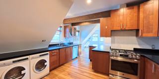 185 Davis Avenue - 8Unit 8 Gallery 2